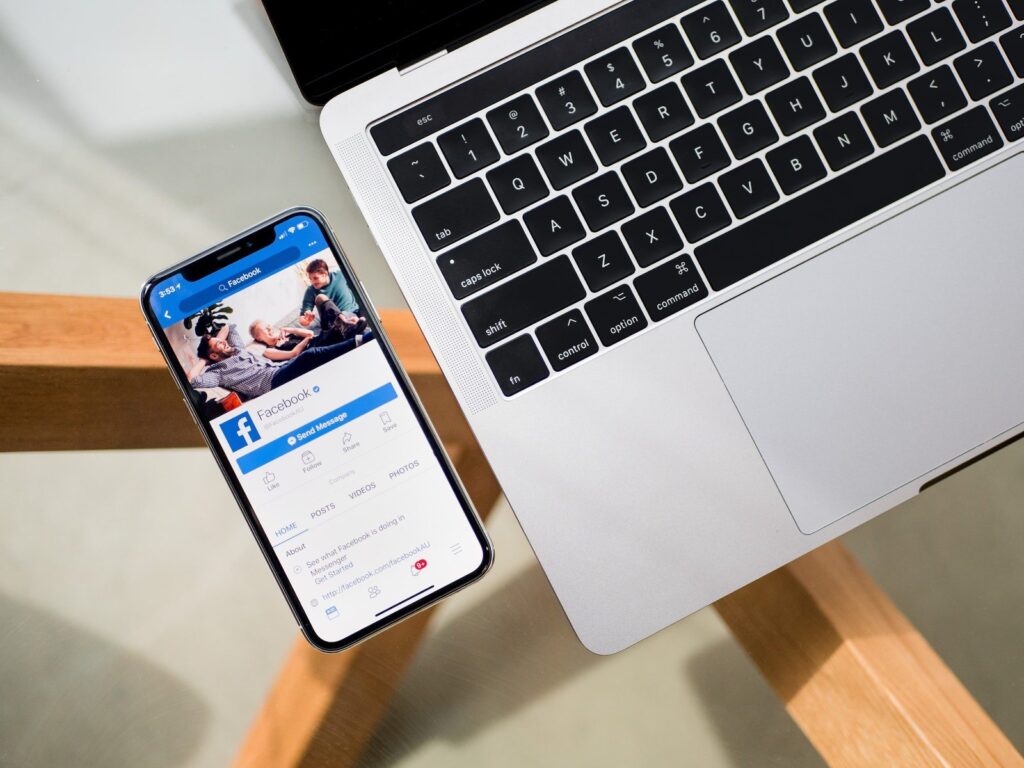 How to make an attractive business page on facebook